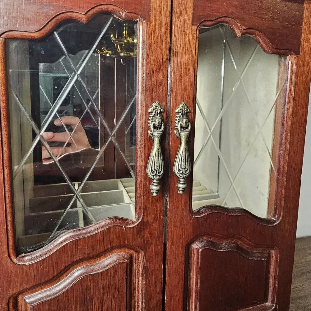 Unbranded elegant vintage